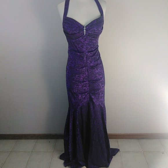 Blondie Nites Dresses & Skirts - BLONDIE NITES NEW Formal or Prom Dress [Gowns]